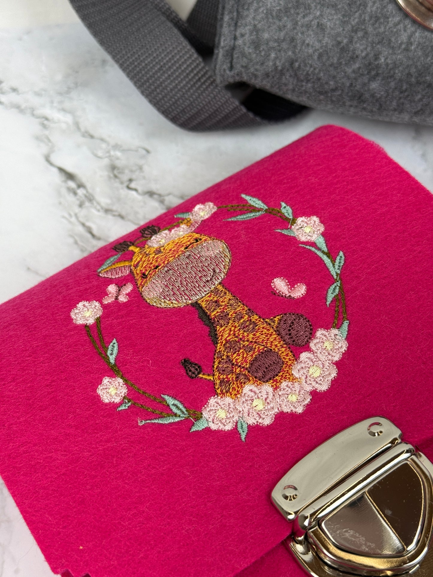 Handgefertigte Kinderhandtasche „Giraffe"