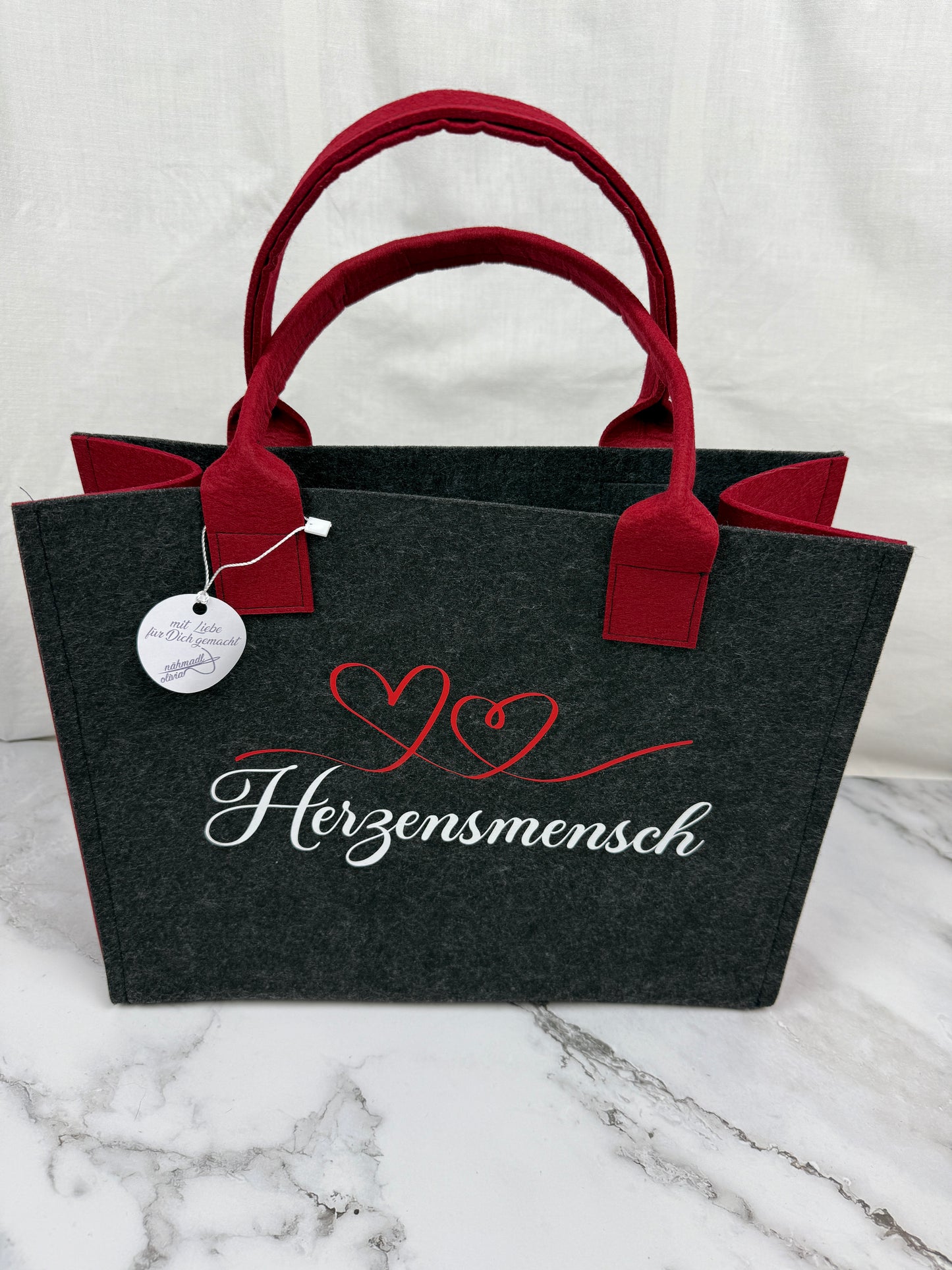 Handgefertigte Filztasche "Herzensmensch"