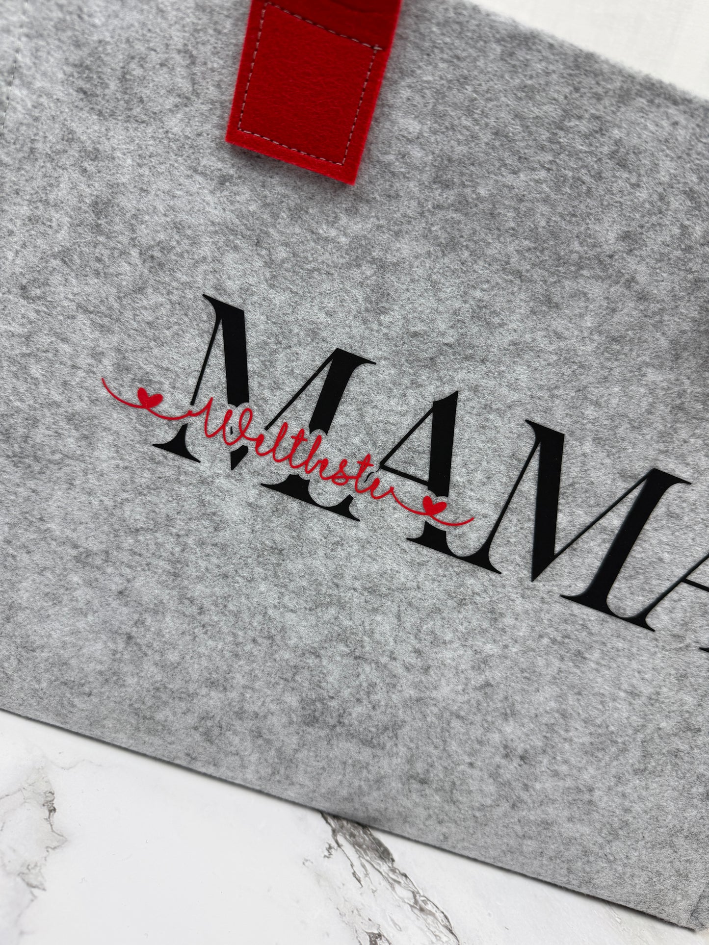 Handgefertigte Filztasche "Weltbeste Mama"
