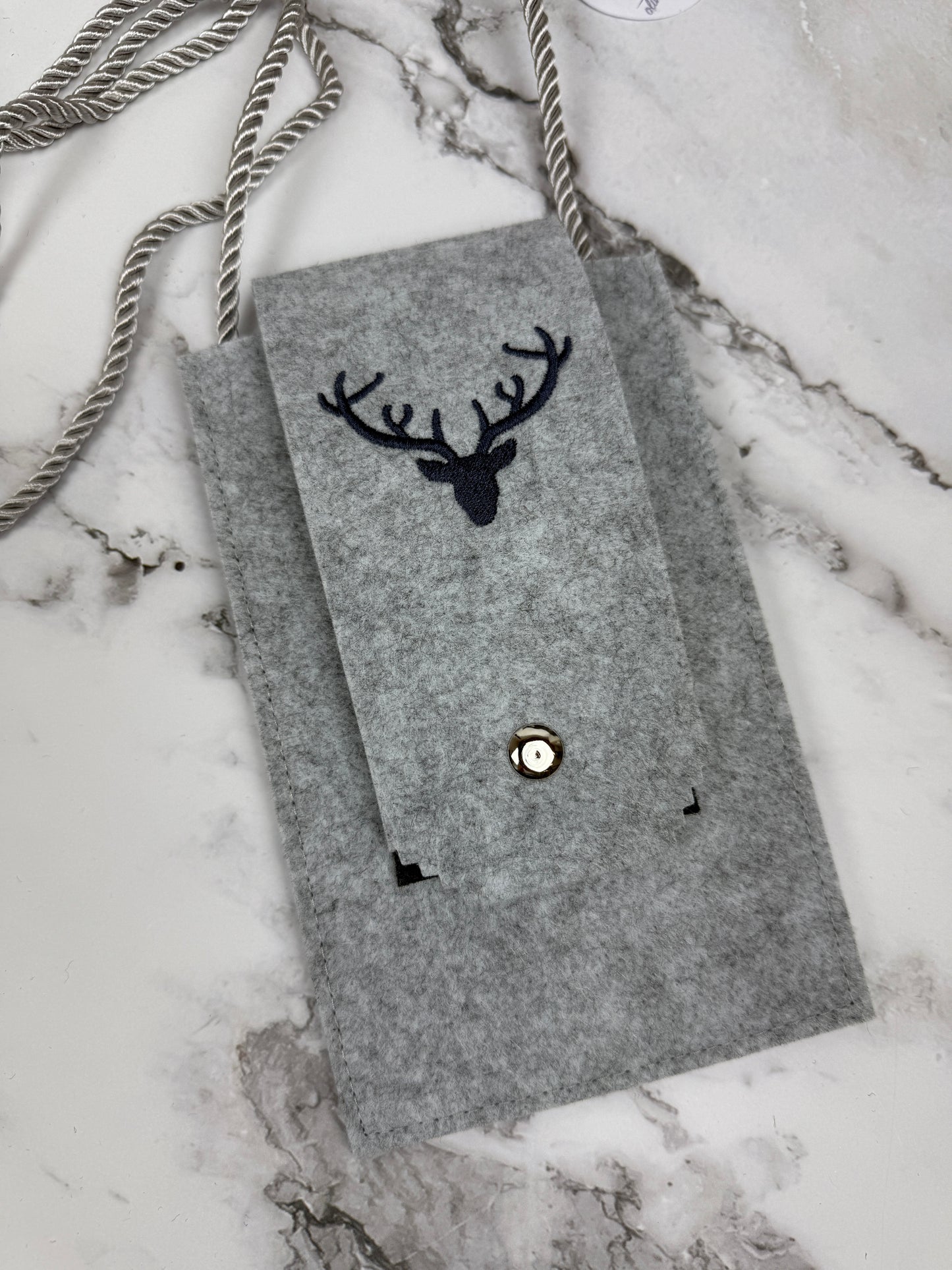 Universale Handytasche aus Filz mit verstellbarem Gurt und Hirsch Stickerei