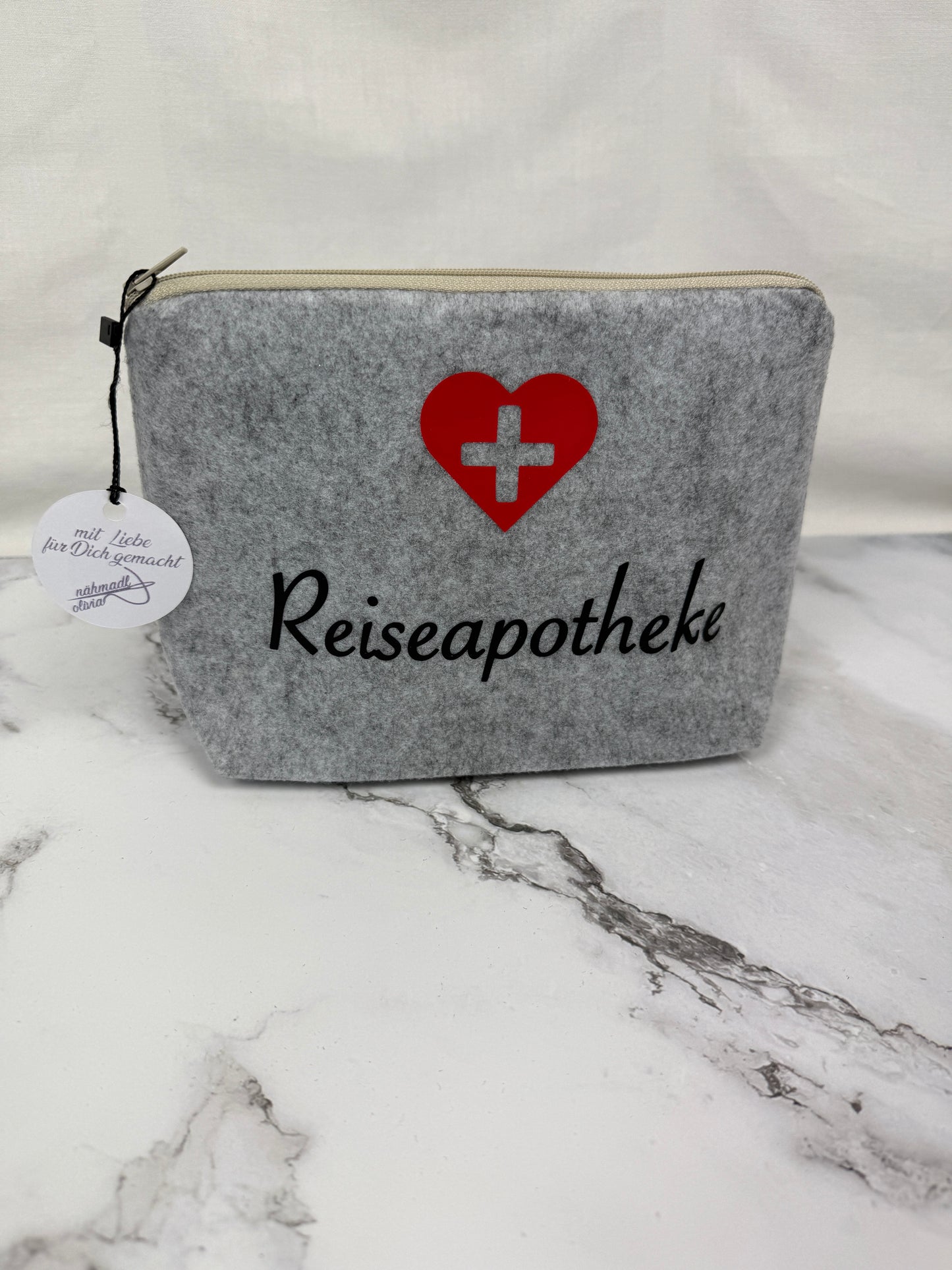 Handgemachte Kosmetiktaschen "Reiseapotheke"