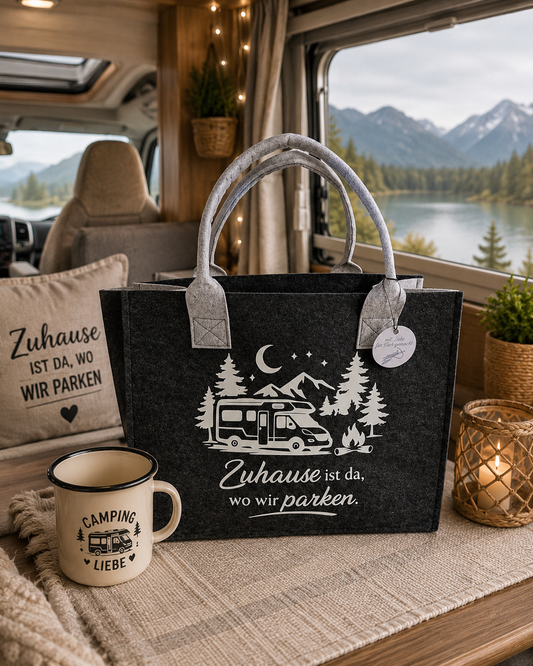 Handgefertigte Filztasche „Zuhause ist da, wo wir parken“ – Wohnmobil Edition